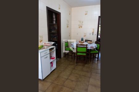 Casa à venda com 778m², 4 quartos e 5 vagasCOZINHA