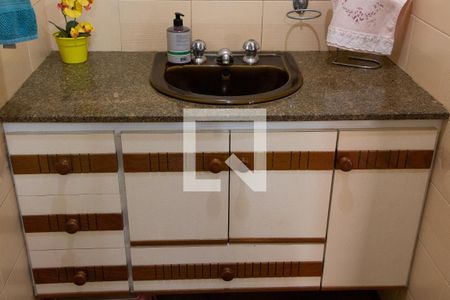 Casa à venda com 778m², 4 quartos e 5 vagasBANHEIRO SOCIAL 2