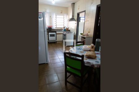 Casa à venda com 778m², 4 quartos e 5 vagasCOZINHA