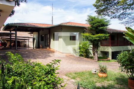 Casa à venda com 778m², 4 quartos e 5 vagasFACHADA