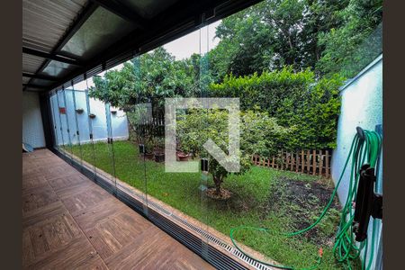 Casa de condomínio à venda com 164m², 4 quartos e 4 vagasÁrea comum