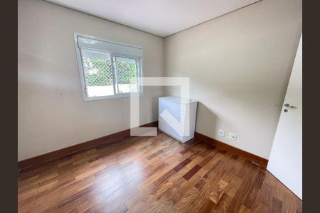 Casa de condomínio à venda com 164m², 4 quartos e 4 vagasQuarto 1