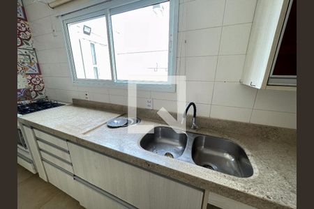 Casa de condomínio à venda com 164m², 4 quartos e 4 vagasCozinha