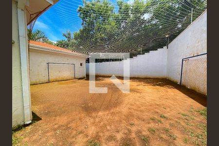 Casa de condomínio à venda com 164m², 4 quartos e 4 vagasÁrea comum
