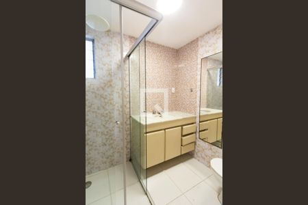 Apartamento para alugar com 120m², 3 quartos e 1 vaga Apartamento para alugar com 120m², 3 quartos e 1 vagaBanheiro