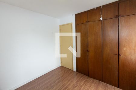 Quarto 2 de apartamento para alugar com 3 quartos, 120m² em Vila Olímpia, São Paulo