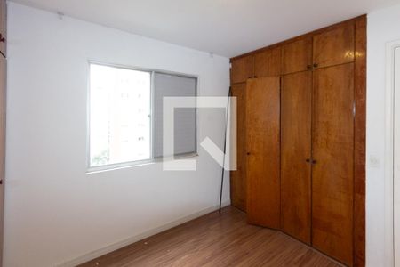 Quarto 1 de apartamento para alugar com 3 quartos, 120m² em Vila Olímpia, São Paulo