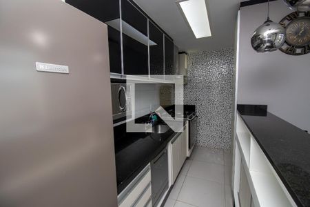 Apartamento à venda com 256m², 3 quartos e 3 vagasCozinha