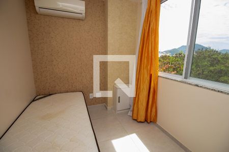 Apartamento à venda com 256m², 3 quartos e 3 vagasQuarto de Serviço