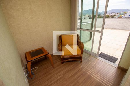 Apartamento à venda com 256m², 3 quartos e 3 vagasHall