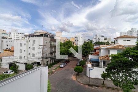 Casa para alugar com 495m², 5 quartos e 5 vagas Casa para alugar com 495m², 5 quartos e 5 vagasVista do quarto 2