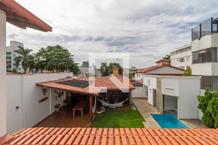 Casa para alugar com 495m², 5 quartos e 5 vagas Casa para alugar com 495m², 5 quartos e 5 vagasVista do quarto 4