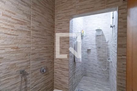 Casa para alugar com 495m², 5 quartos e 5 vagas Casa para alugar com 495m², 5 quartos e 5 vagasBanheiro social 1