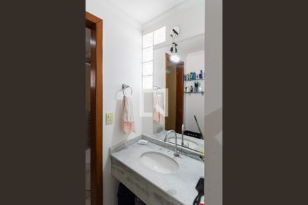 Casa para alugar com 495m², 5 quartos e 5 vagas Casa para alugar com 495m², 5 quartos e 5 vagasBanheiro social 2