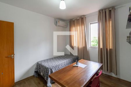 Casa para alugar com 495m², 5 quartos e 5 vagas Casa para alugar com 495m², 5 quartos e 5 vagasQuarto 3