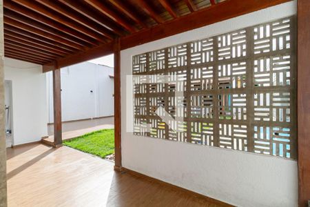 Casa para alugar com 495m², 5 quartos e 5 vagas Casa para alugar com 495m², 5 quartos e 5 vagasQuintal