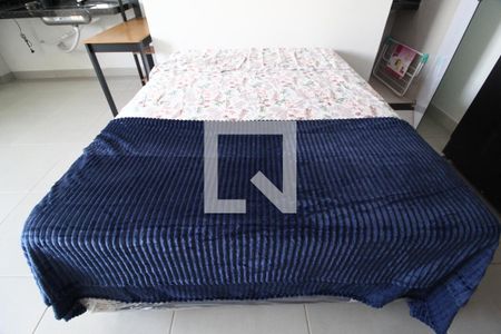 Sala/Quarto/Cozinha de kitnet/studio para alugar com 1 quarto, 33m² em Umuarama, Uberlândia