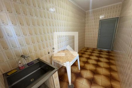 Casa para alugar com 250m², 3 quartos e 3 vagas Casa para alugar com 250m², 3 quartos e 3 vagasLavanderia