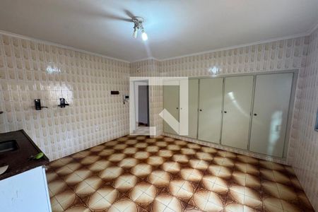 Casa para alugar com 250m², 3 quartos e 3 vagas Casa para alugar com 250m², 3 quartos e 3 vagasCozinha