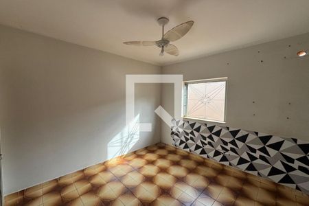 Casa para alugar com 250m², 3 quartos e 3 vagas Casa para alugar com 250m², 3 quartos e 3 vagasQuarto 2