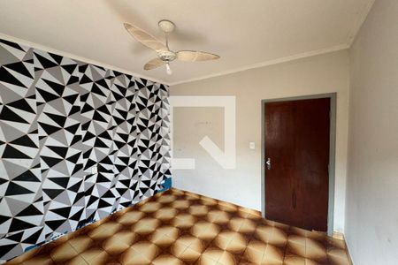 Casa para alugar com 250m², 3 quartos e 3 vagas Casa para alugar com 250m², 3 quartos e 3 vagasQuarto 2
