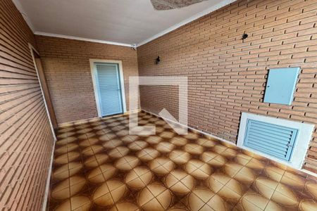 Casa para alugar com 250m², 3 quartos e 3 vagas Casa para alugar com 250m², 3 quartos e 3 vagasGaragem