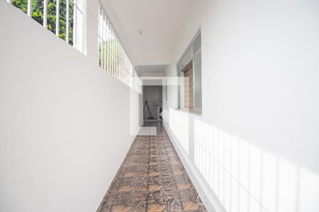 Casa para alugar com 100m², 2 quartos e 1 vaga Casa para alugar com 100m², 2 quartos e 1 vagaCorredor