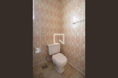 Casa para alugar com 100m², 2 quartos e 1 vaga Casa para alugar com 100m², 2 quartos e 1 vagaBanheiro