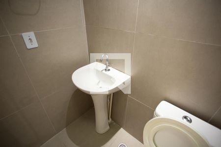 Apartamento à venda com 42m², 2 quartos e 1 vagaBANHEIRO