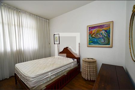 Apartamento à venda com 540m², 6 quartos e 6 vagasQuarto 2