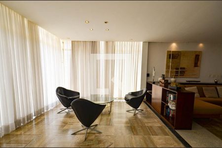 Apartamento à venda com 540m², 6 quartos e 6 vagasCobertura