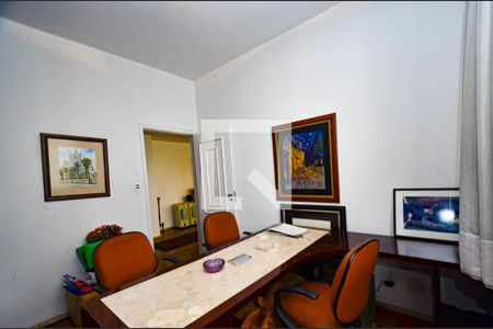 Apartamento à venda com 540m², 6 quartos e 6 vagasEscritório