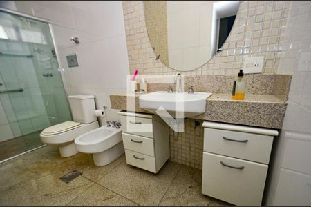 Apartamento à venda com 540m², 6 quartos e 6 vagasBanheiro 