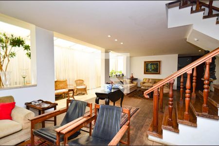 Apartamento à venda com 540m², 6 quartos e 6 vagasSala