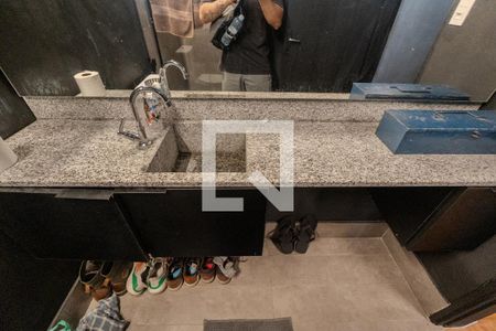 Banheiro de kitnet/studio à venda com 1 quarto, 31m² em Centro Histórico de São Paulo, São Paulo