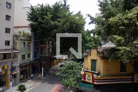 Apartamento à venda com 81m², 1 quarto e sem vaga Apartamento à venda com 81m², 1 quarto e sem vagaVista Varanda