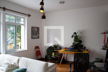 Apartamento à venda com 81m², 1 quarto e sem vaga Apartamento à venda com 81m², 1 quarto e sem vagaSala