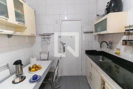 Apartamento para alugar com 80m², 2 quartos e sem vaga Apartamento para alugar com 80m², 2 quartos e sem vagaCozinha