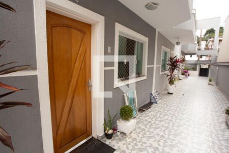 Casa à venda com 120m², 2 quartos e 2 vagasVARANDA