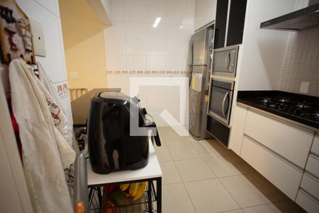 Casa à venda com 120m², 2 quartos e 2 vagasCOZINHA