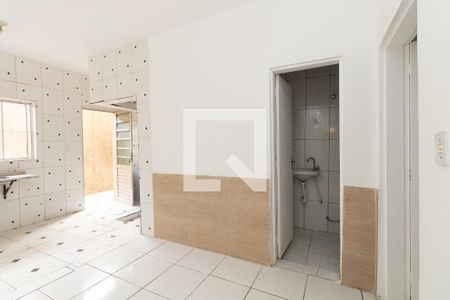 Sala de casa de condomínio para alugar com 1 quarto, 42m² em Vila Ré, São Paulo