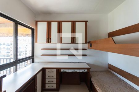 Apartamento à venda com 200m², 3 quartos e 2 vagasQuarto 2