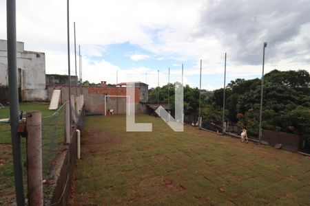 Casa à venda com 1400m², 3 quartos e 5 vagasQuintal