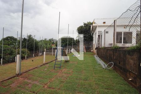 Casa à venda com 1400m², 3 quartos e 5 vagasQuintal