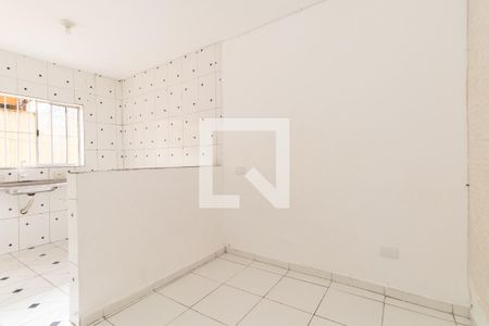 Sala de casa de condomínio para alugar com 1 quarto, 42m² em Vila Ré, São Paulo