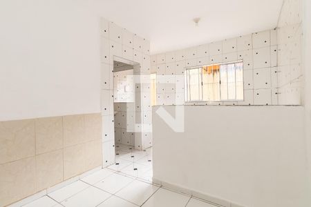 Sala de casa de condomínio para alugar com 1 quarto, 42m² em Vila Ré, São Paulo