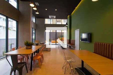 Studio para alugar com 24m², 1 quarto e sem vaga Studio para alugar com 24m², 1 quarto e sem vagaÁrea comum - Salão de festas