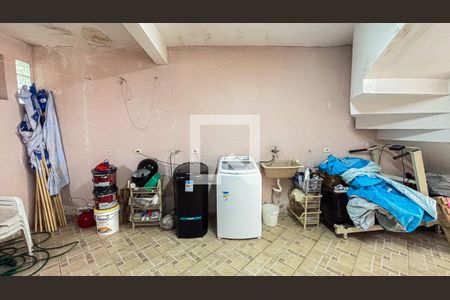 Casa à venda com 147m², 2 quartos e 3 vagasGaragem - Area de Serviço