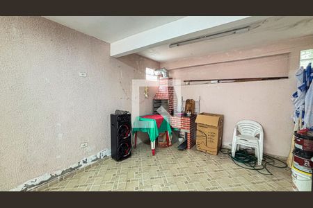 Casa à venda com 147m², 2 quartos e 3 vagasGaragem - Area de Serviço