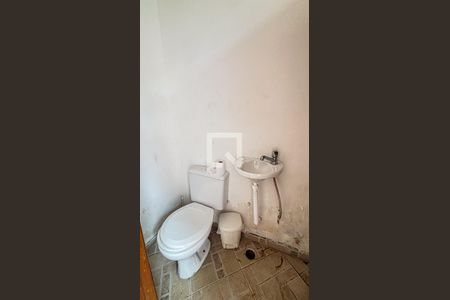 Casa à venda com 147m², 2 quartos e 3 vagasGaragem - Banheiro